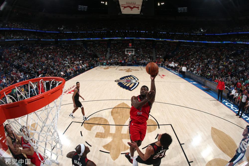 数据显示在 数据显示在