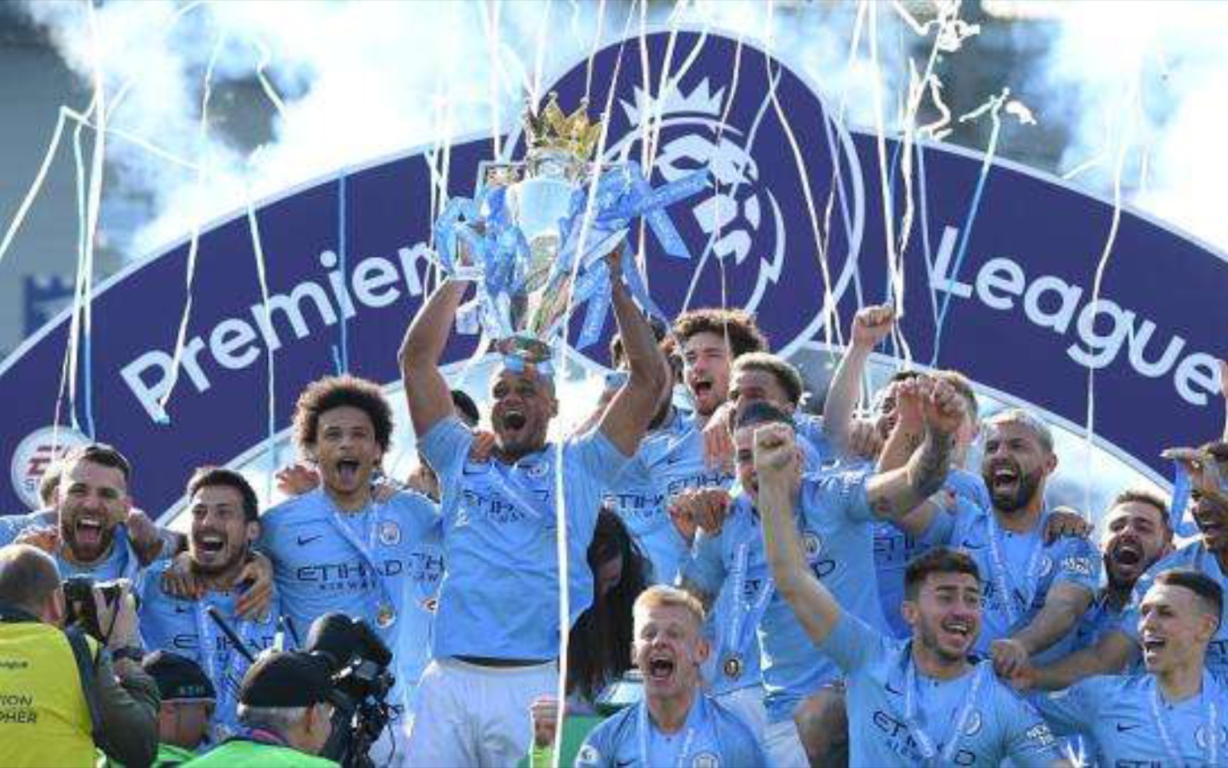 扑救荣获金 扑救荣获金